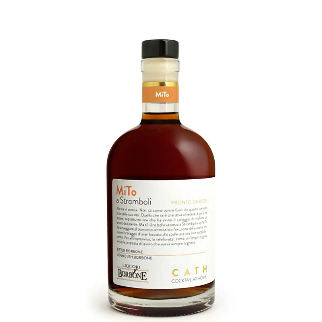 Bottiglia MiTo a Stromboli, cocktail pronto da bere con liquori italiani premium, CATH Cocktail at Home