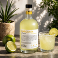 Margarita a Procida pronto da bere, cocktail italiano con lime e sale, ideale per casa